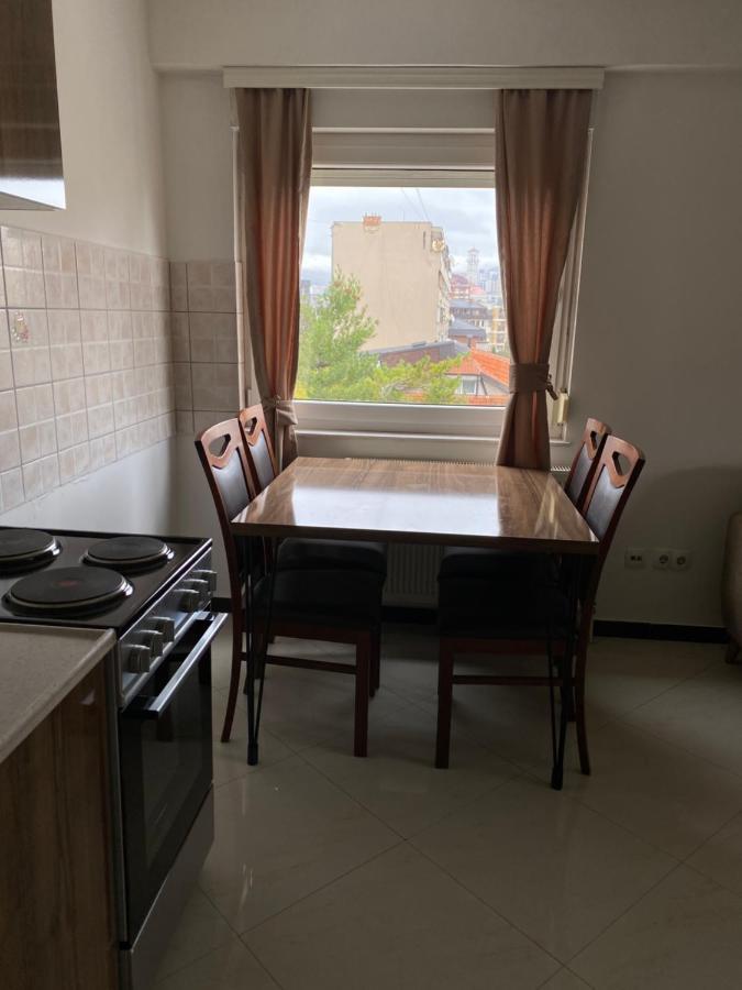 Capital Apartment Prishtina Приштина Екстер'єр фото