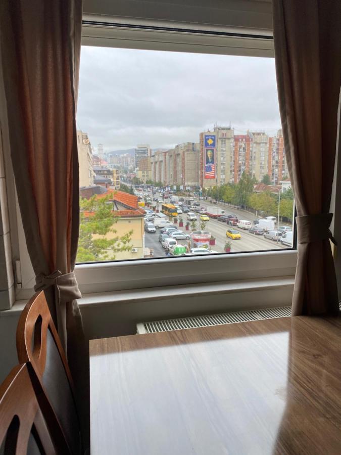 Capital Apartment Prishtina Приштина Екстер'єр фото